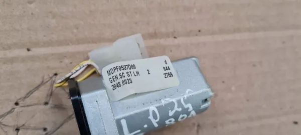 Motor dobrável espelho esquerdo Audi A4 B9 OEM MDFP0537D00 image 3