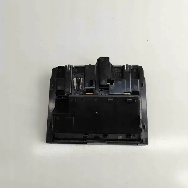 VW Passat B8 Asbak OEM 3G2863071A - Gebruikt image 6
