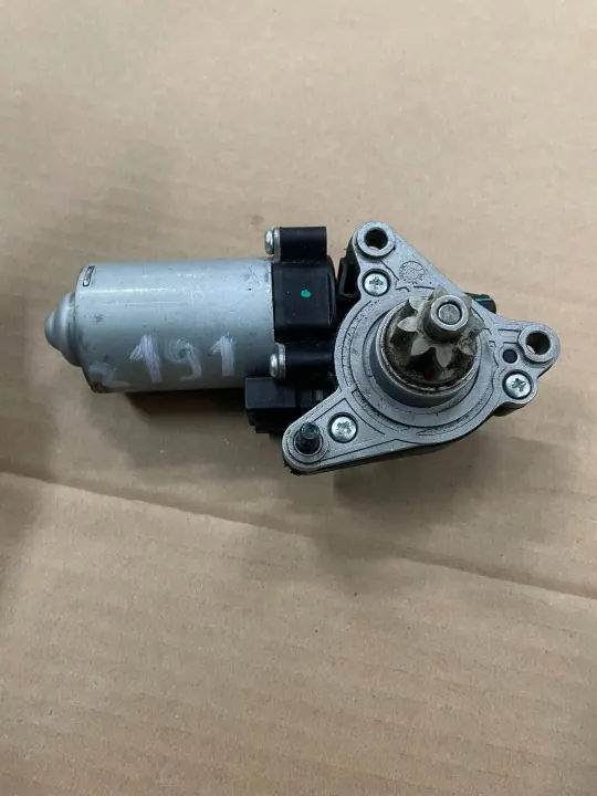 Motor de ajuste de asiento Hyundai OEM 88581-F2100 image 3