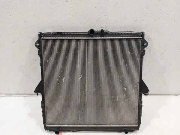 Radiateur d'eau Ford Ranger 2.0TDCI OEM EB3G-8C342-A2A image 2