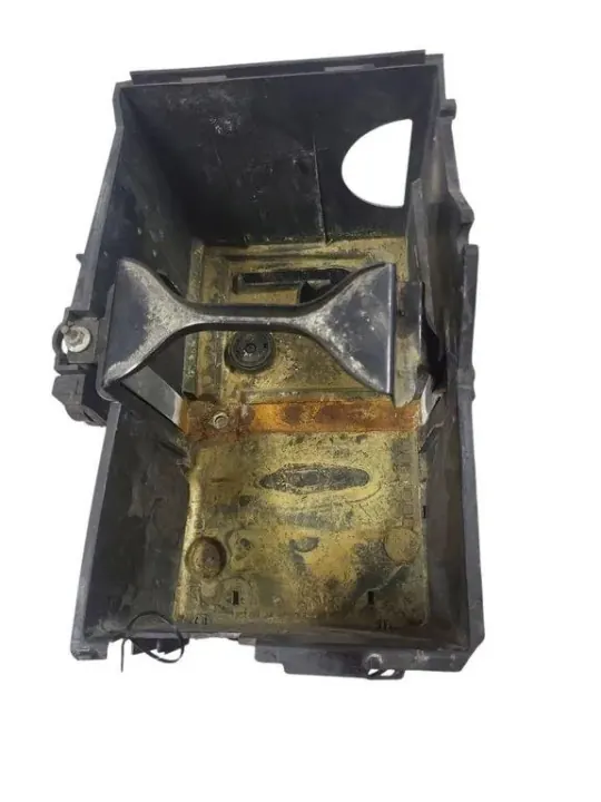 Volvo akkuteline OEM 3M5110723 V50 1.6L Diesel image 2