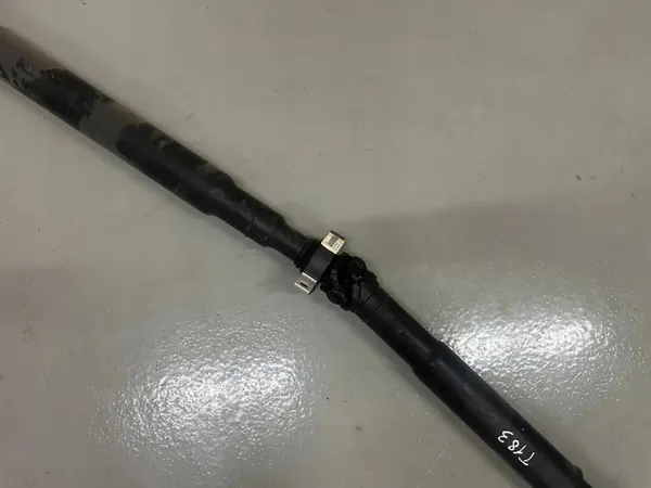 BMW 7 G12 Aandrijfas OEM 9488374 - Gebruikt image 3