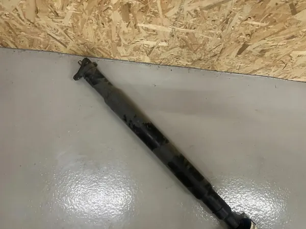 BMW 7 G12 Aandrijfas OEM 9488374 - Gebruikt image 4