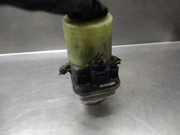 Bomba de direção assistida SEAT IBIZA III 6Q0423155M image 4