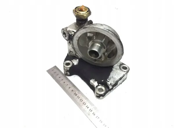 Scania Oljefilterfäste OEM 1381483 - Begagnad image 2