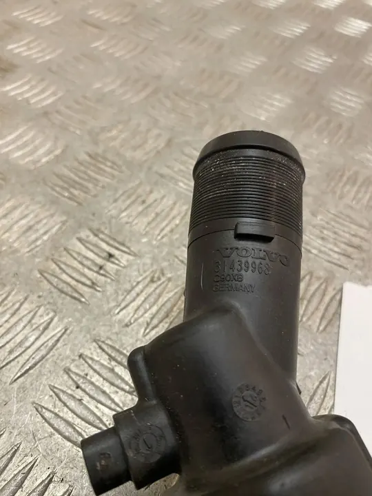 Volvo XC90 2017 Termostato / Carcasa image 2