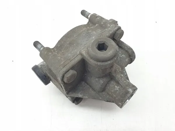 Ilmarelääventtiili OEM 1808338 DAF XF 106:lle image 5