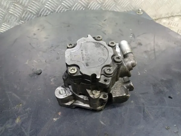 Pompe de direction OEM 4F0145157 pour Audi RS6 image 4