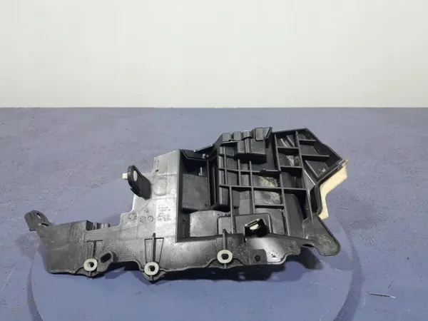BMW X5 G05 Alaseinäsuoja vasen OEM 8791291 image 2