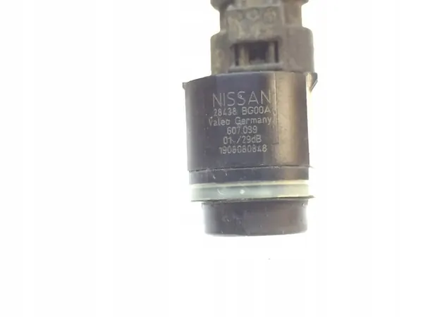 Parktronic Sensor Installation Nissan Qashqai j10 image 2