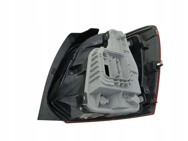 VW POLO 6R0945095L 09-13 Luz Trasera Izquierda image 2