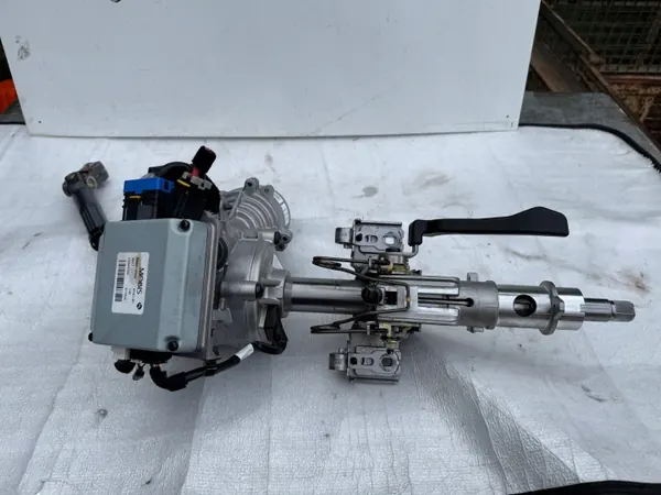 Dirección asistida eléctrica Hyundai i30 III OEM 56300G4000 image 2