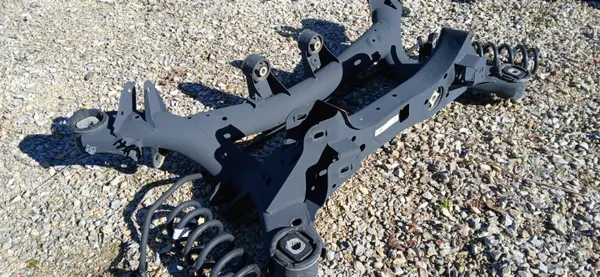 Cuna Trasera BMW 3 G20 OEM 8831025 - Usado image 5