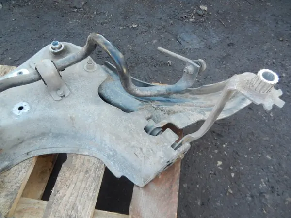 OEM Querlenker Aufhängungsarm für Renault Clio IV image 7