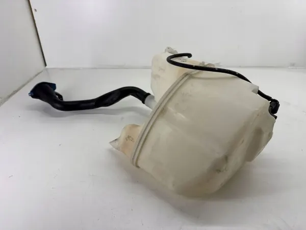 Réservoir lave-glace OEM 31416285 pour Volvo V60 2013 image 4