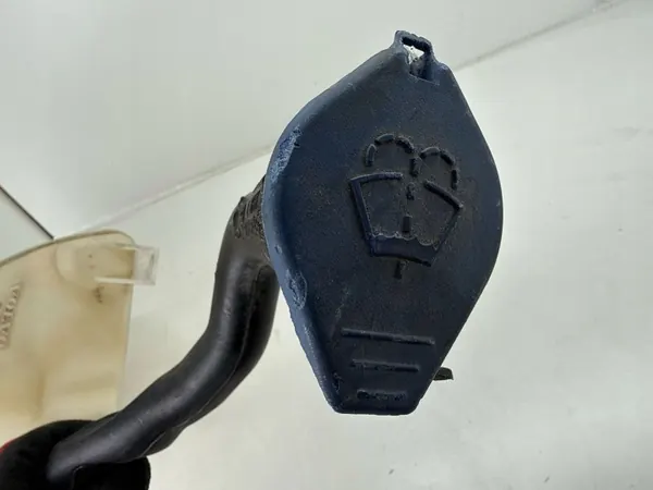 Réservoir lave-glace OEM 31416285 pour Volvo V60 2013 image 7