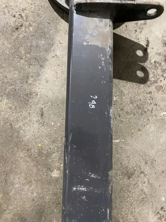 Stötdämparmonteringsbalk OEM för Renault Midlum DXI image 3