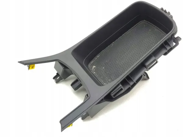 Renault Captur II 2022 Bac console centrale OEM 969128282R image 3