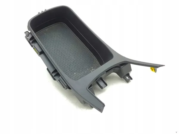 Renault Captur II 2022 Bac console centrale OEM 969128282R image 4