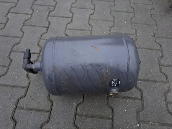 Luchttank 15L OEM 20772295 voor Volvo FH/FM image 2