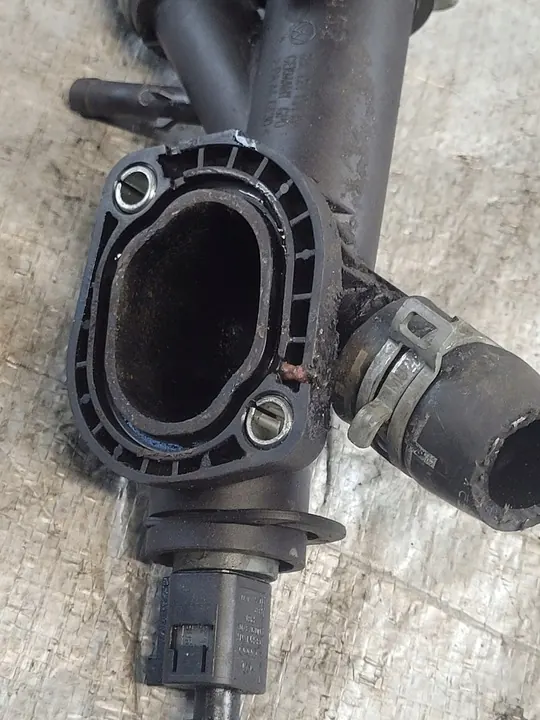 Vesiraili Termostaatti Kotelo Volkswagen Golf VI 1.6TDI OE image 6