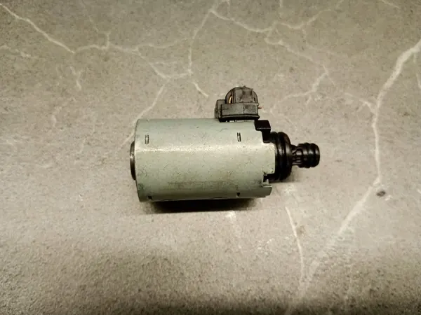 Elektroventiel Automatische Transmissie Mercedes W220 CDI A1402770535 image 2