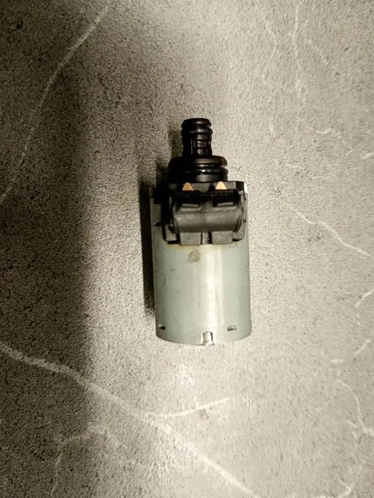 Elektroventiel Automatische Transmissie Mercedes W220 CDI A1402770535 image 5