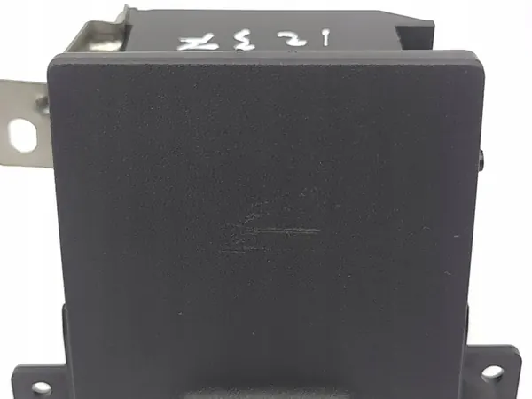 Prise allume-cigare avant Mitsubishi Pajero 2007 OEM AMD187874 image 3