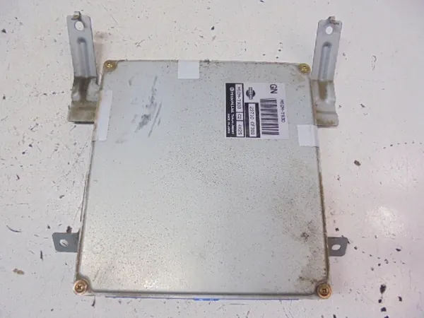 Calculateur Moteur Ford Maverick OEM MECM-T930 image 2