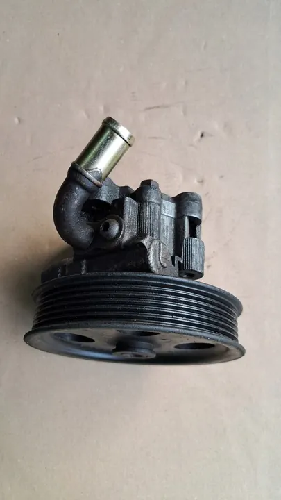 Bomba de direção assistida Chrysler Voyager IV 3.3 OEM 04861540AA image 3