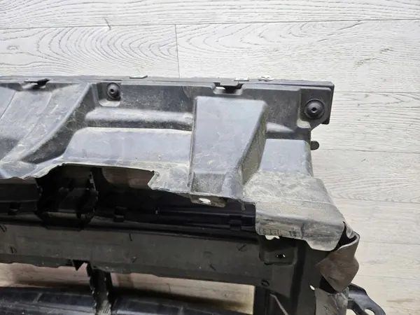 BMW X1 F48/F49 Actieve luchtinlaat OEM 5174187798 image 10