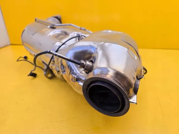 BMW 5 G30 DPF OEM 10432421 - Gebruikt image 4