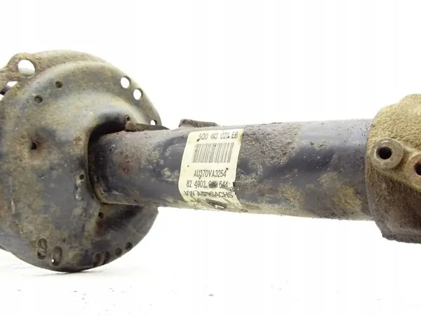 OEM 5Q0255Q Porta-mancal dianteiro esquerdo VW Golf VII image 3