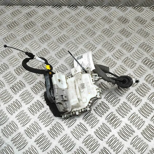 Vänster framdörrslås AUDI A7 8J2837015E image 4