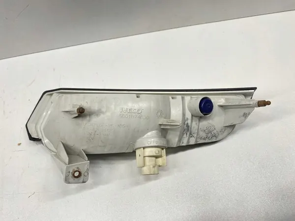 Lâmpada de Sinalização Direita Iveco Daily 4 2014- image 2