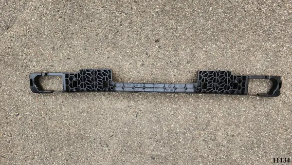 Framstötfästet OEM 51745A3CF95 för BMW 5 G60/G61 image 2