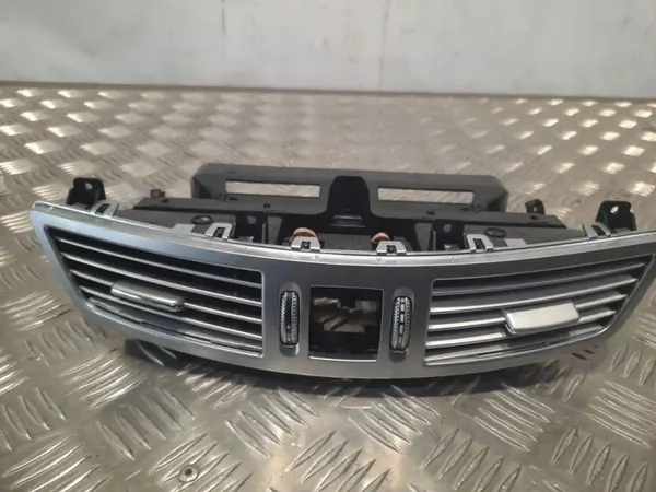 Prise d'air console OEM A2218300954 Mercedes S W221 image 2