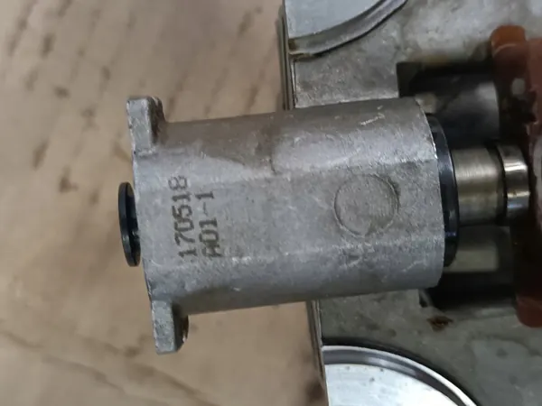 Nokkenaslagercap OEM AT4E-6B280-HD - Gebruikt image 7