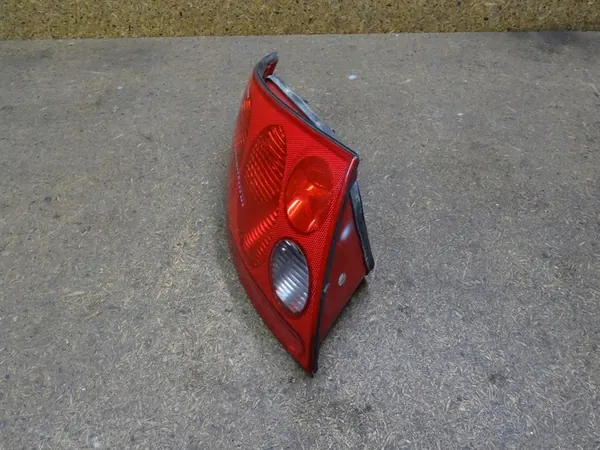 AUDI TT 8N 98-05 Lámpara Trasera Izquierda 8N0945095A image 3