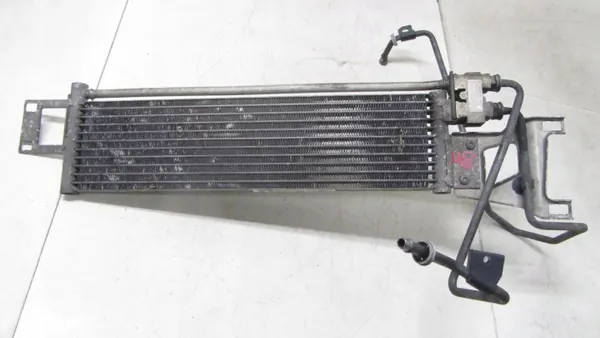 Mercedes Oljekylare OEM 186/048 för W213 2.0 image 3