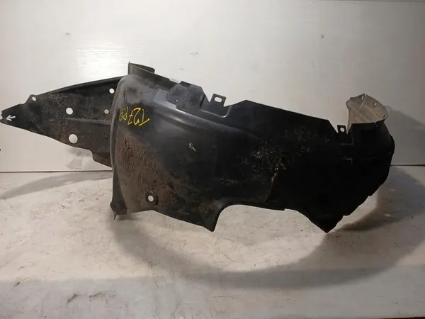 Front Right Wheel Arch Toyota Avensis T27 53805-05010AR image 2