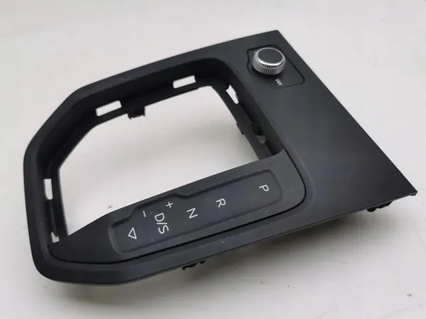 Estrutura esquerda Audi A1 2019 OEM 82C713463 image 3
