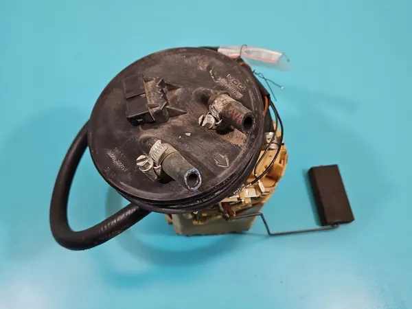 Bomba de Combustível VW Golf III 1.6 4PIN OEM 1H0919051Q image 2