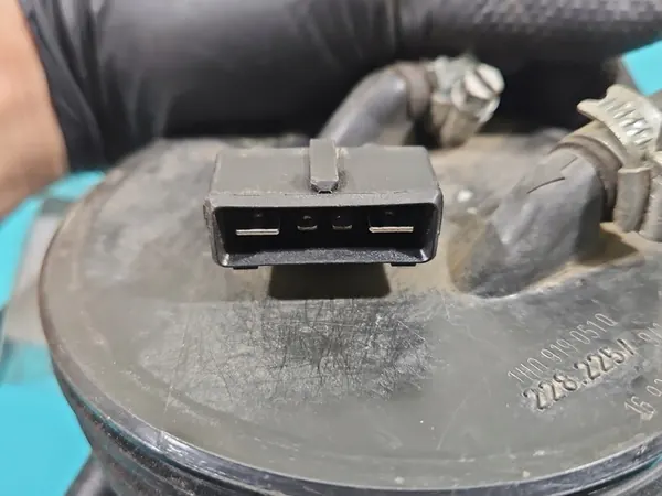 Bomba de Combustível VW Golf III 1.6 4PIN OEM 1H0919051Q image 5