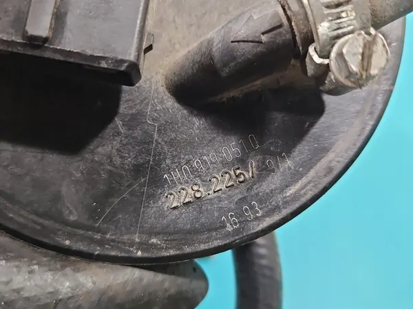 Bomba de Combustível VW Golf III 1.6 4PIN OEM 1H0919051Q image 6