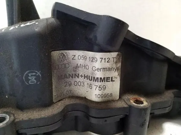 Insugningsgrenrör AUDI A4 3.0L Diesel 059129712T image 5