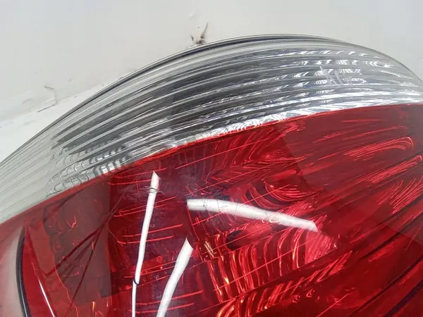 Lámpara trasera izquierda BMW 5 (E60) 2006 OEM 7165737 image 6