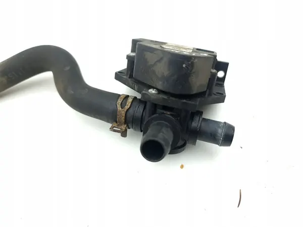 Aquecedor líquido Tesla Model S 2015 OEM 600738400E image 3