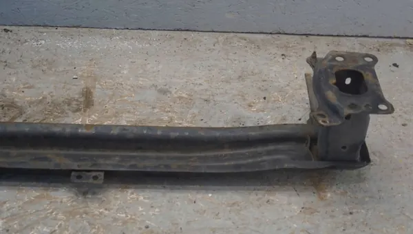VW Caddy 2K5 Voorbumper Balk OEM JKM23683 image 9