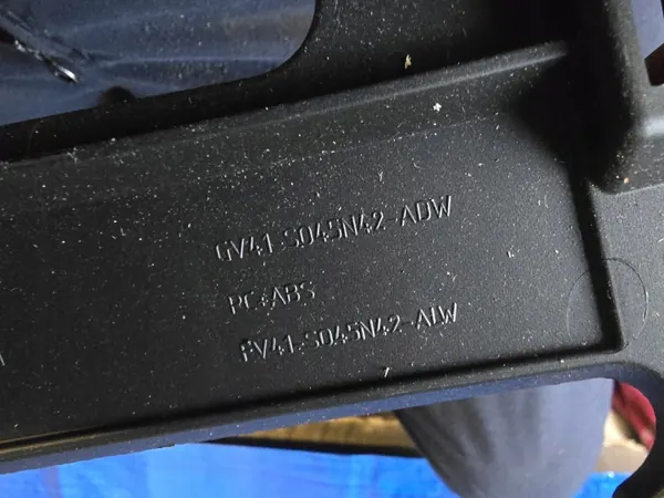 Cache console Ford Kuga MK2 OEM GV41-S045N42-ADW image 4